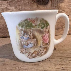 Vintage Royal ALbert Beatrix Potter "The Flopsy Bunnies" Mug 1986